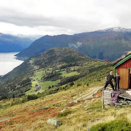 Holiday home Saetra Gard Valldal
